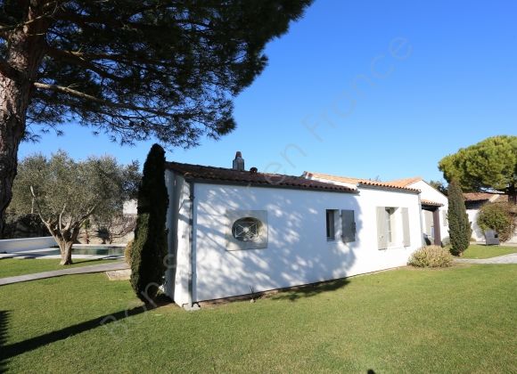 Emile - location à Loix